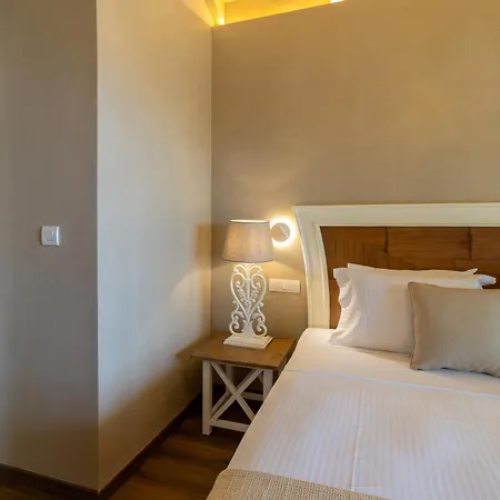 Zeus Luxury - Poseidon Lodge Σπαρτιά
